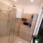 Kiko Apartment *