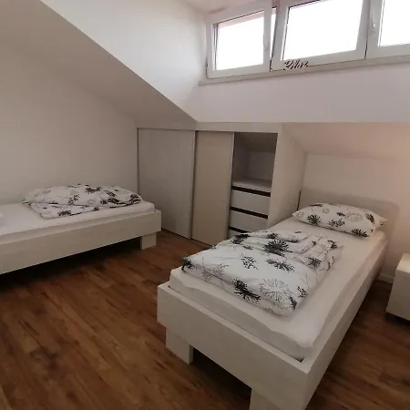 Apartman Kiko *